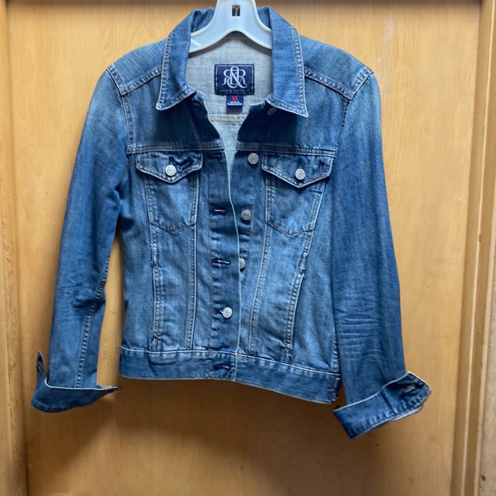 Rock & Republic button down blue Jean jacket